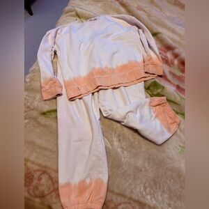 Vineyard Vines size XL sweatshirt and sweatpants set